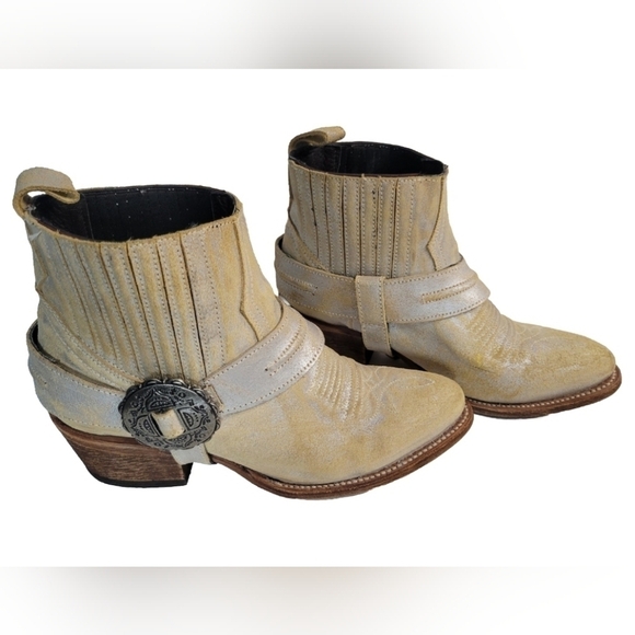 Matisse Judd Cowboy Leather Removable Harness Ankle Boots White Gold 6.5M - Picture 1 of 11
